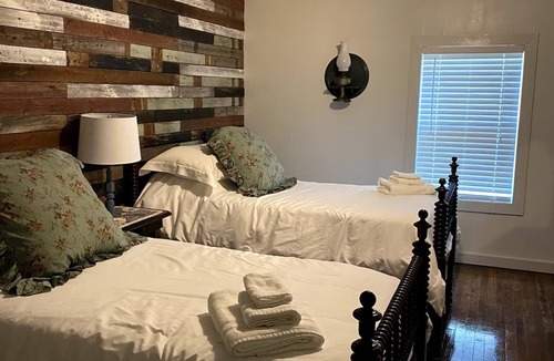 Grand Saline Cabin | Secluded countryside cabin