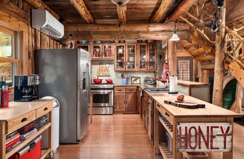 Ferryville Cabin | Secluded Creekside Cabin w/Hot Tub, Private Driftless Escape