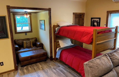 Estillfork Other | Secluded Creekside Retreat