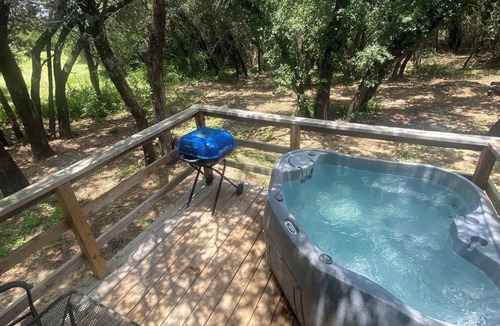 Paluxy Cabin | Secluded Escape with hot tub, tucked in nature