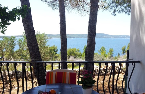 Cove Makarac (Milna) House | Secluded family friendly house Milna, Brač (K-12229)