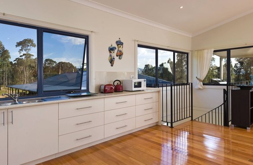 Quorrobolong Cottage | Secluded Farm stay