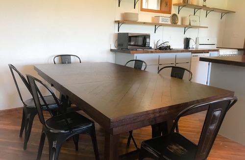 Steelville House | Secluded farmhouse retreat - Meramec river access!