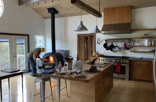 Freestone House | Secluded Farmstay