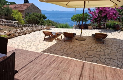 Gdinj House | Secluded fisherman's cottage Cove Lučica, Hvar (K-5679)