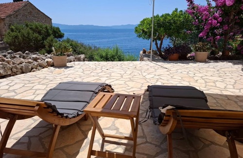 Gdinj House | Secluded fisherman's cottage Cove Lučica, Hvar (K-5679)