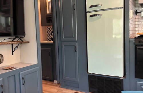 Selma House | Secluded Forest Cabin on 55 Acres Quiet & Private