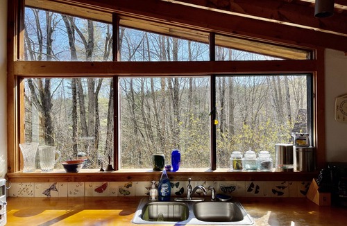 Weston Cabin | Secluded forest hideaway with hot tub