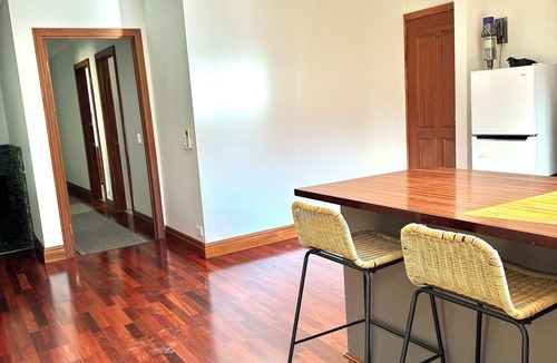 Creswick House | Secluded Forrest Find with separate studio, group and pet friendly