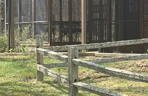 Arcadia House | Secluded Gate House