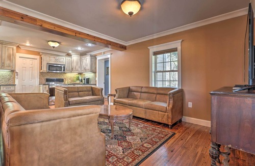 Falkville House | Secluded Getaway Home w/Trails + Waterfall!