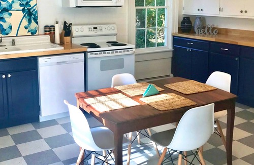 The Plains Cottage | Secluded Getaway in Virginia Horse Country Minutes from Middleburg