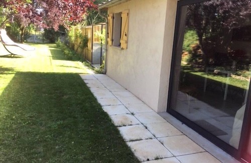 Curtil-Vergy Cottage | Secluded gite with private pool for two nature lovers.