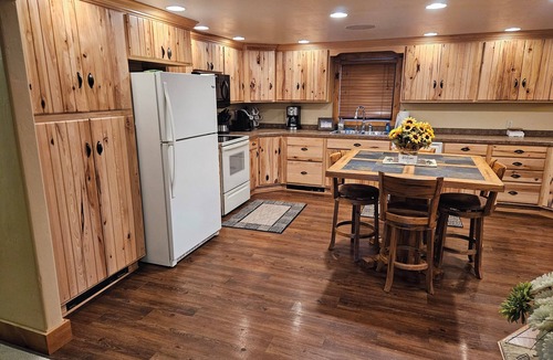 Essex Cabin | Secluded Glacier Meadow Log Home - 4 bedrooms, 2 bathrooms