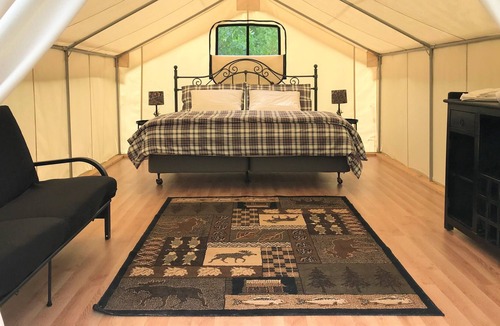 St. Charles Cottage | Secluded Glamping Tent at Glamping St. Louis