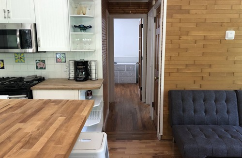 Noyack House | Secluded Hamptons Cottage