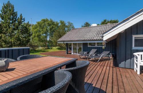 Rindby Strand House | Secluded Haven in Rindby