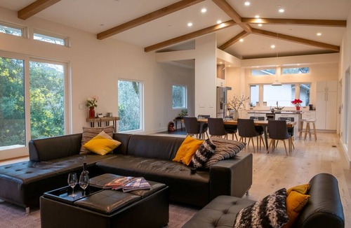 Healdsburg House | Secluded Healdsburg Sanctuary on 10 Private Acres with Vineyard