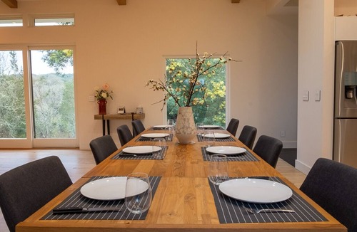 Healdsburg House | Secluded Healdsburg Sanctuary on 10 Private Acres with Vineyard