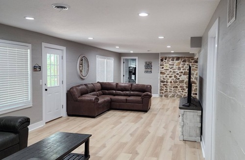Mountain Home Cabin | Secluded Hideaway at Fish & Fiddle Family Resort & Extended Stay