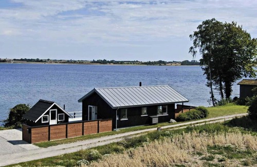 Munkebo House | Secluded house with view over Kertinge Nor