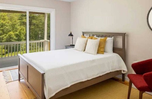 Hillsdale Ski Chalet | Secluded Hudson Valley Compound