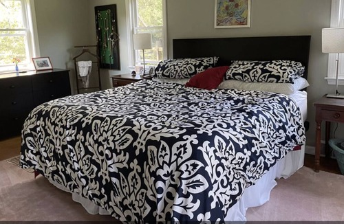 Kent House | Secluded In The Village