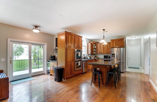 Celina House | Secluded Lake Front House with Pool -