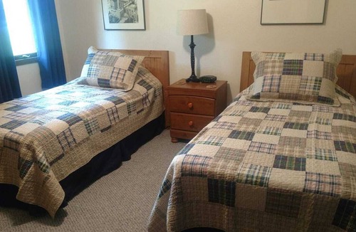 Elk City House | Secluded Lakeside Cabin