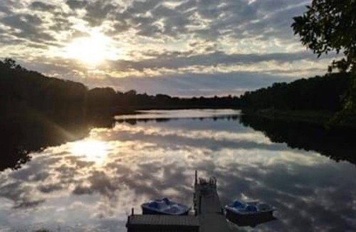 Elk City House | Secluded Lakeside Cabin