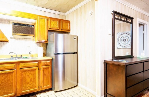 Leadsville Cabin | Secluded Lodge*Full kitchen + King Bed