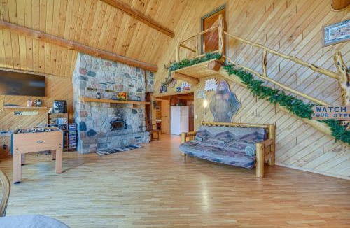 Finlayson House | Secluded Log Cabin < 1 Mi to Munger State Trail!