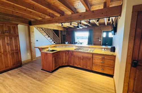 Miami County House | Secluded Log Cabin · 40 Acres · Pond & Game Room