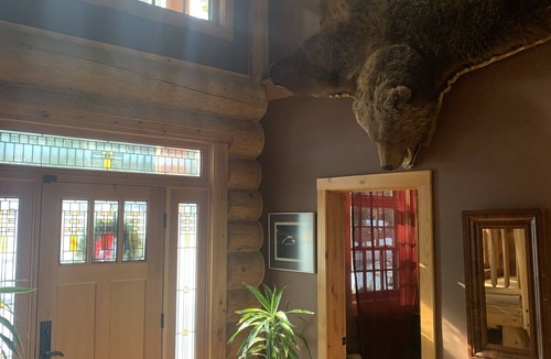 Bolton Landing Cabin | Secluded Log Home, close to the lake and downtown
