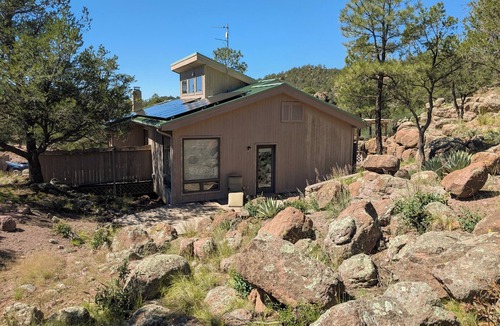 Tyrone House | Secluded & Luxurious Mountain Sanctuary Near Gila Wilderness!