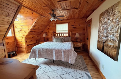 Bryson City Cabin | Secluded Luxury Cabin, Hot Tub + Mountain View’s, Private Waterfall Access