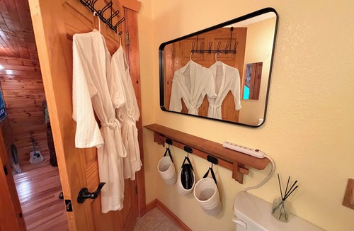Bryson City Cabin | Secluded Luxury Cabin, Hot Tub + Mountain View’s, Private Waterfall Access
