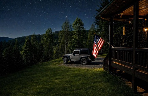 Bryson City Cabin | Secluded Luxury Cabin, Hot Tub + Mountain View’s, Private Waterfall Access