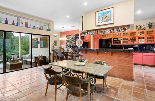 Barton Hills House | Secluded Luxury on Greenbelt Canyon @ Barton Springs & Zilker Park Near Downtown