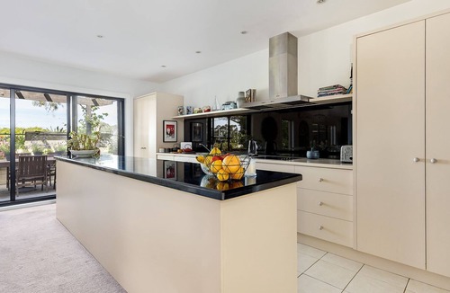 Somers House | Secluded Luxury on Tower Hill