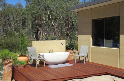 Cannon Creek Cabin | Secluded, luxury Rammed Earth Cabin