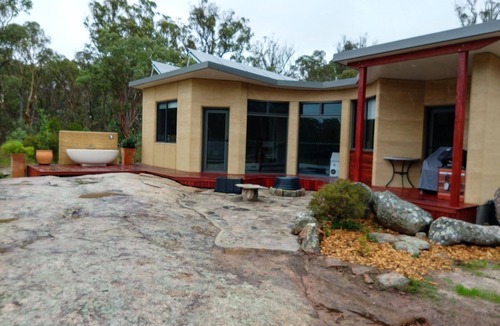 Cannon Creek Cabin | Secluded, luxury Rammed Earth Cabin