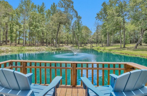 Montgomery House | Secluded Luxury Wagon | Pond King Bed Patio