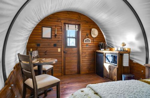 Montgomery Apartment | Secluded Luxury Wagon with Pond, King Bed, Full Bath, Patio