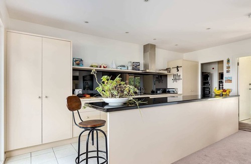 Somers House | Secluded Luxury with Stunning Views