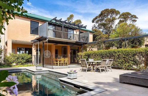 Somers House | Secluded Luxury with Stunning Views