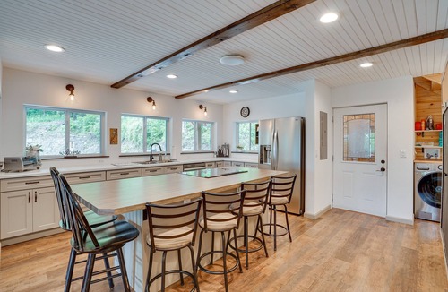 Marathon Cabin | Secluded Marathon Hideaway w/Fire Pit + Views!