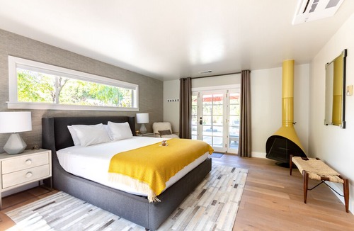 Napa Villa | Secluded Master Suite on Private Vineyard