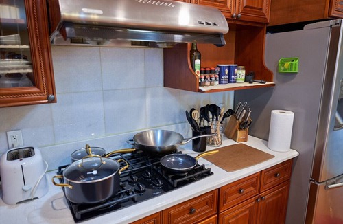 Cuddebackville House | Secluded Modern Retreat