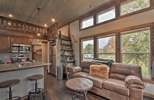 Morganton House | Secluded Morganton Tiny Home w/Grills!